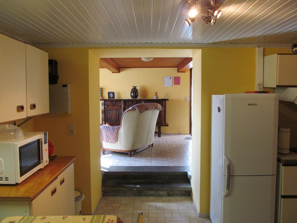 Les Chevrefeuilles Villa Walcourt Exteriör bild
